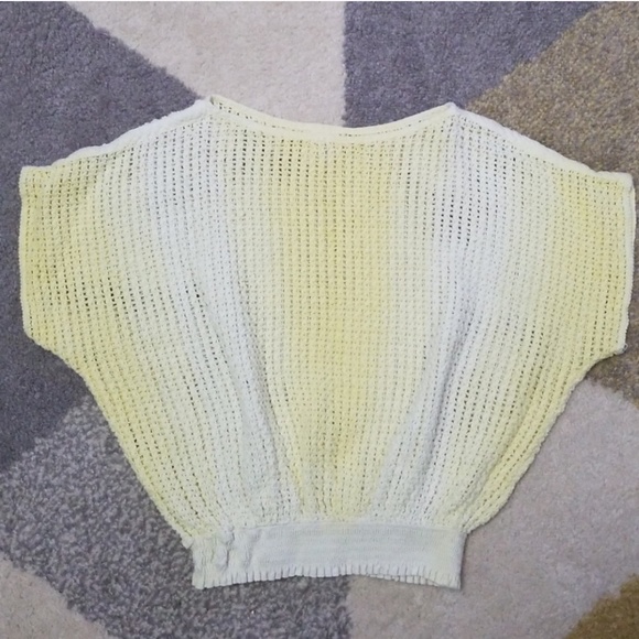 Vintage Crochet Top - fits like Size XXS - Picture 2 of 8